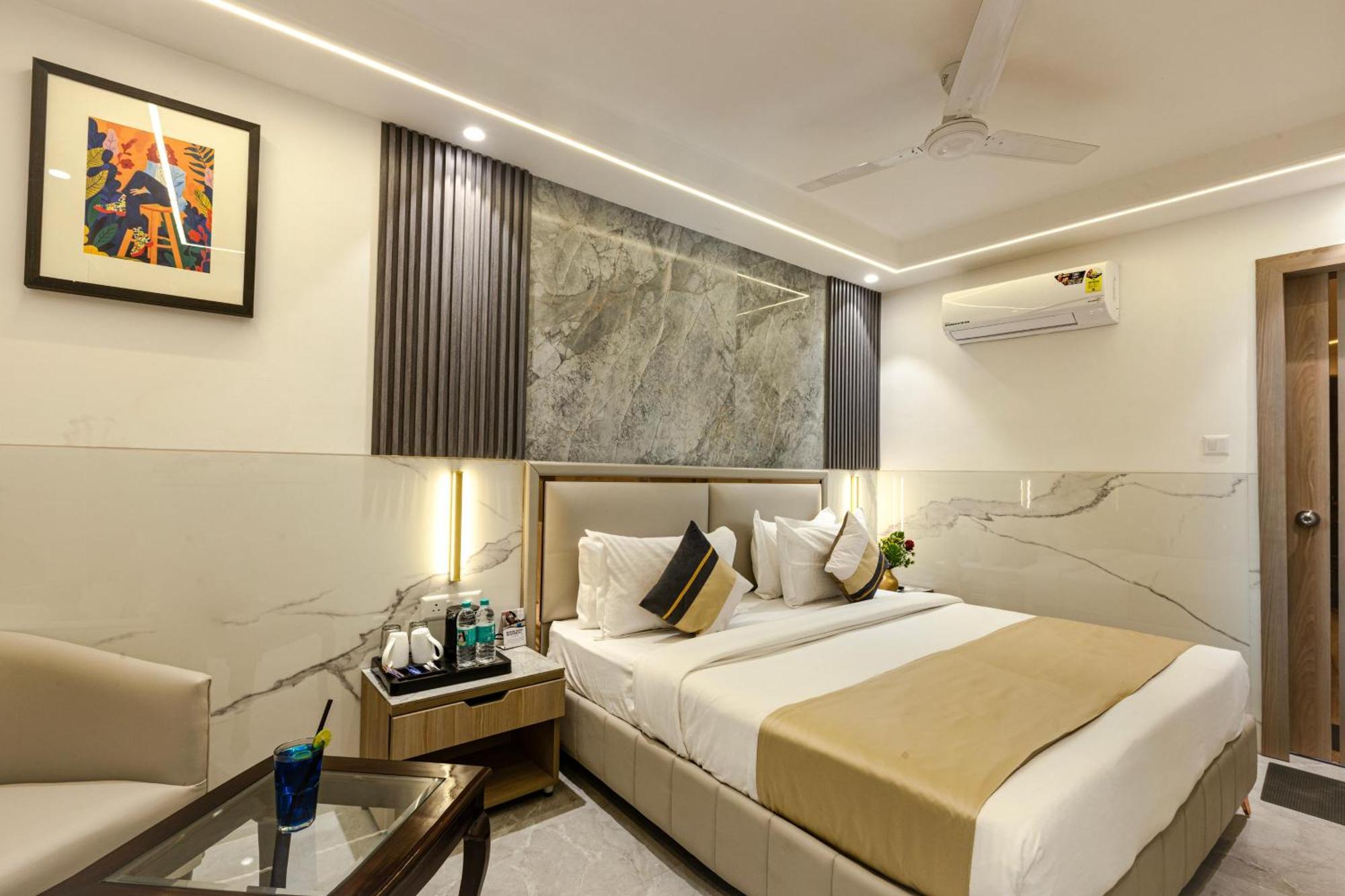 The Orion Hotel Era - Delhi Airport Neu-Delhi Exterior foto